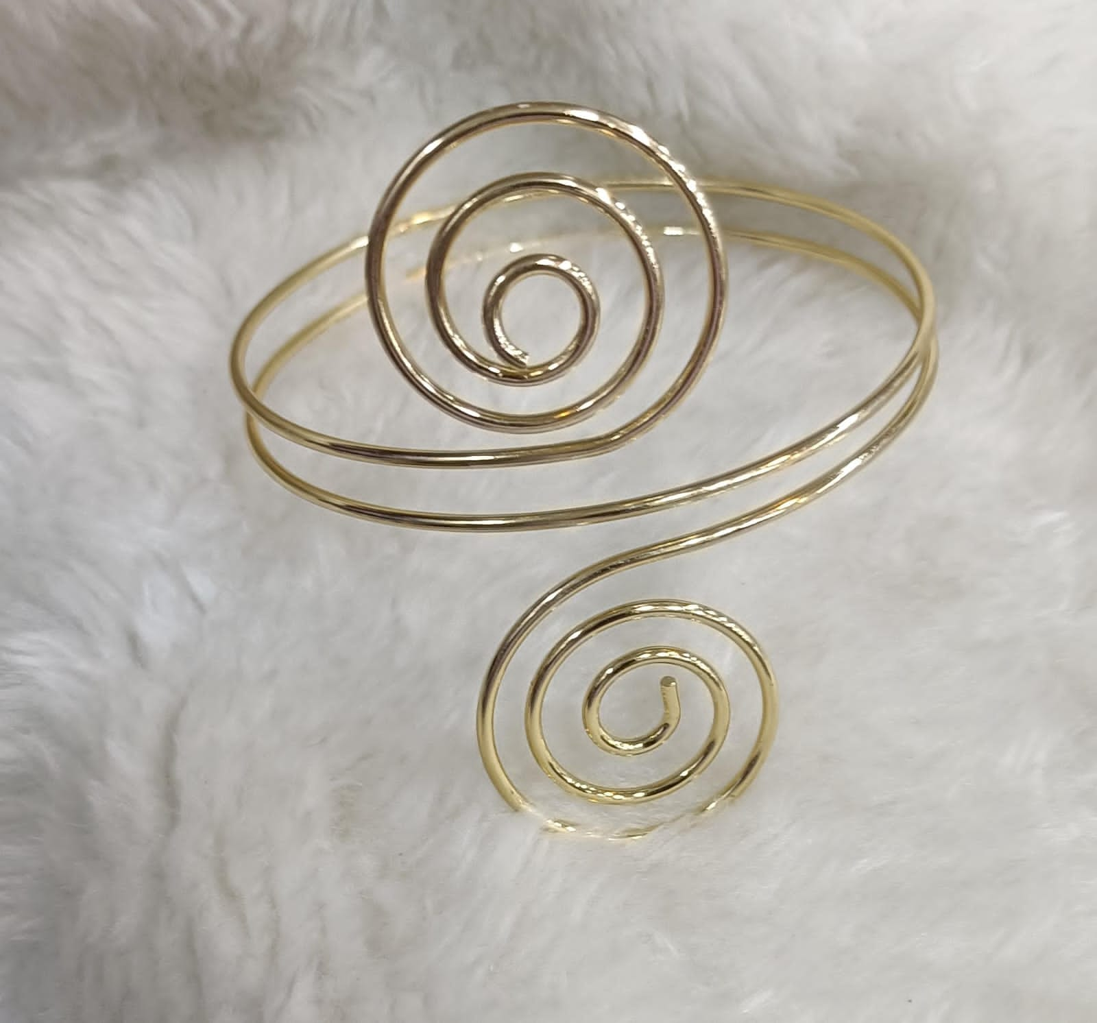Gouden Spiraal Bajuband - Bovenarmband