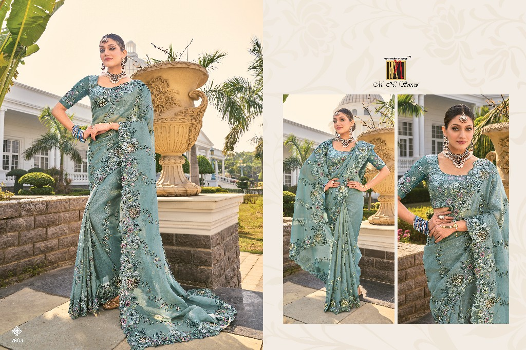 Shahi Poshak - Staalblauwe Bloemen Bridal Saree