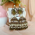Olijfgroene Jhumka Oorbellen | Kundan & Parels