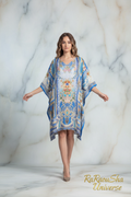 Blue White Silk Poncho Kaftan voorkant