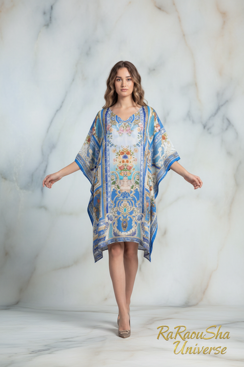 Blue White Silk Poncho Kaftan voorkant