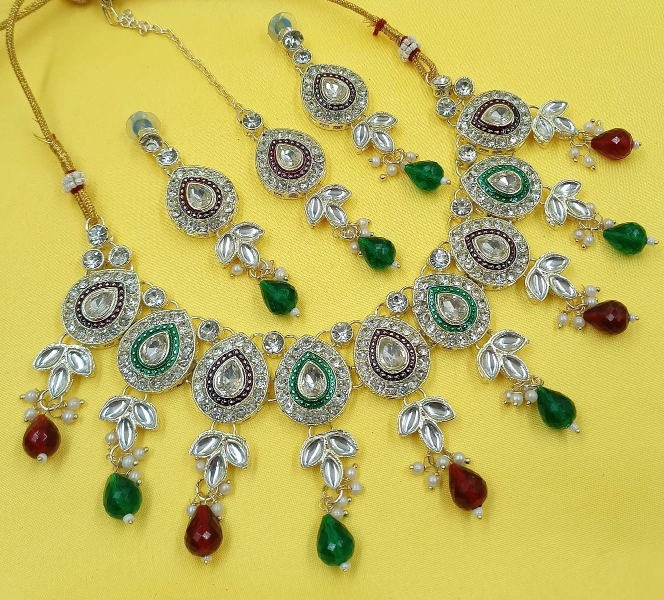 Kundan Sieradenset | Ketting, Oorbellen & Maang Tikka Smaragd & Ruby