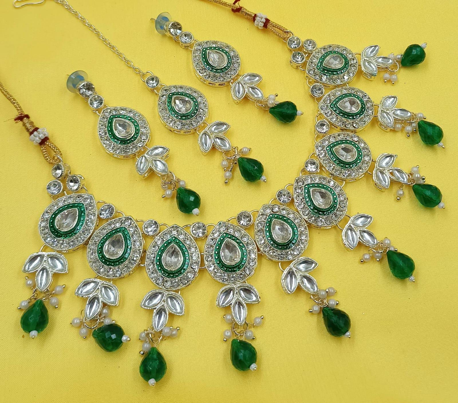 Kundan Sieradenset | Ketting, Oorbellen & Maang Tikka Smaragdgroen
