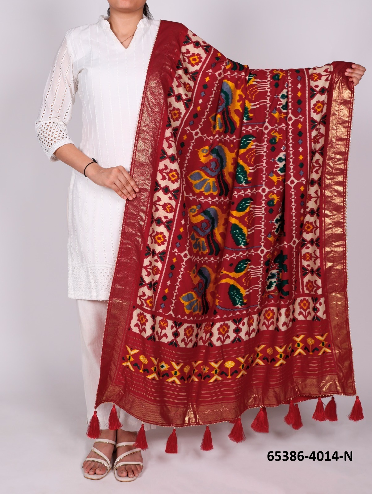 Tussar Silk Bandhani Patola Dupatta - Bordeaux Dieren