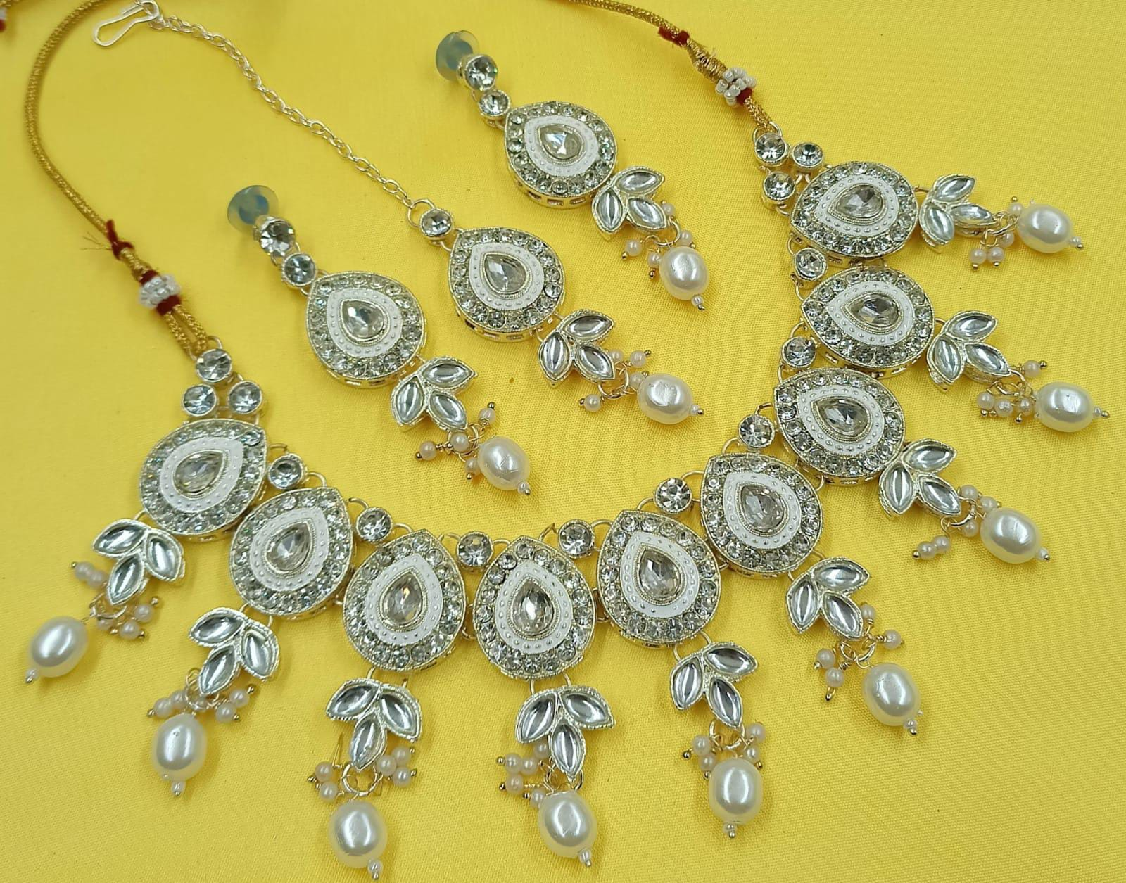 Kundan Sieradenset | Ketting, Oorbellen & Maang Tikka Wit & Parel