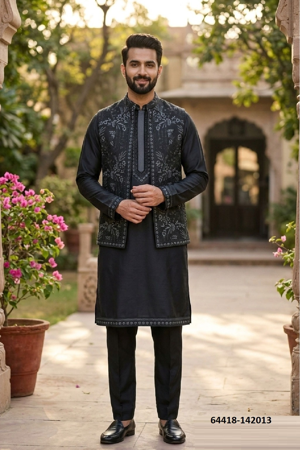 Heren Kurta Pajama met Jacket - Zwart Donair Borduurwerk (142013)