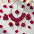 Luxe fuchsia bloemen bruidset wit marmer RaRouSha