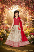 Rood Crème Lehenga - Tuin